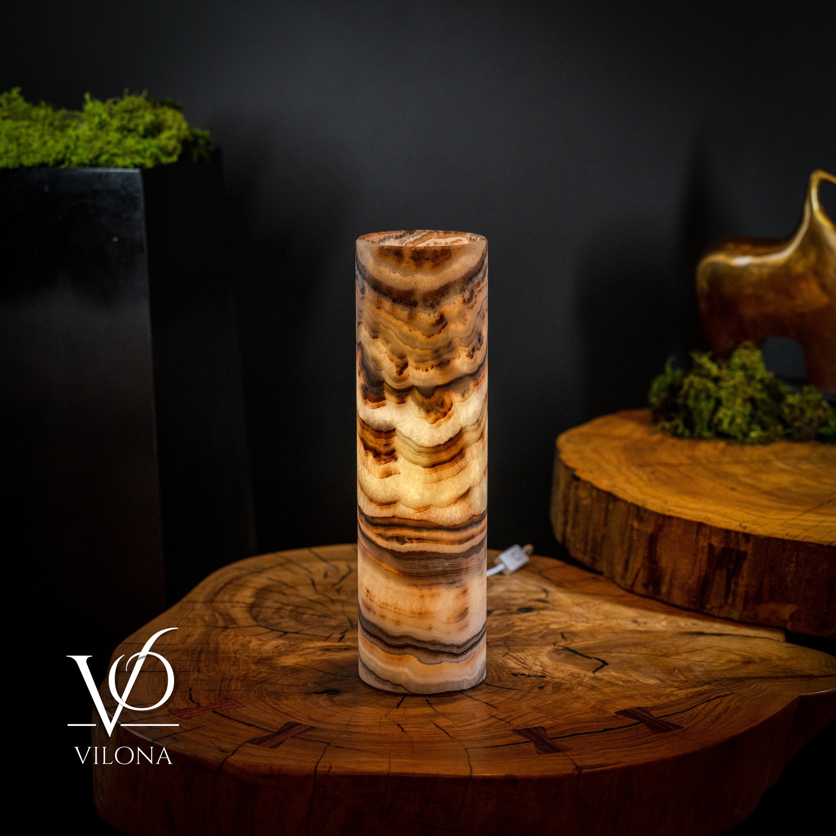 Sahara Onyx Lamp - 20" Tall x 5.5" Diameter - (Medium #57)