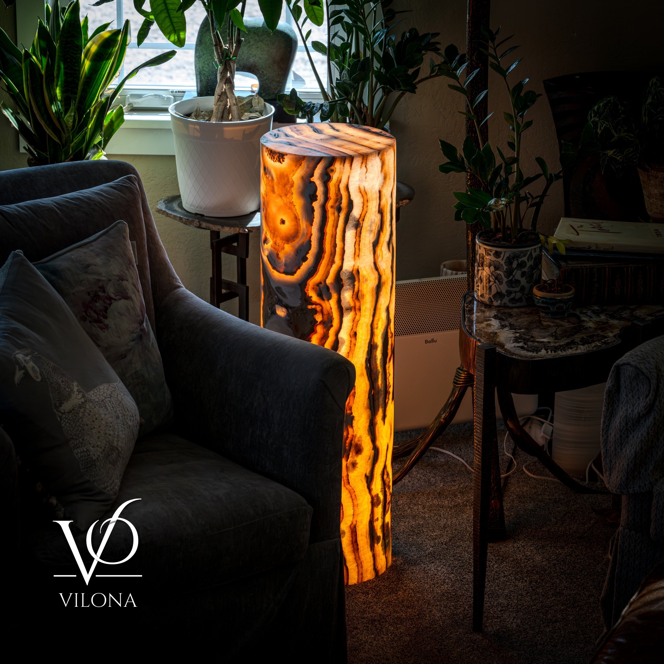 Sahara Onyx Floor Lamp - Small - 39.75"H x 12"W - Cylinder #1
