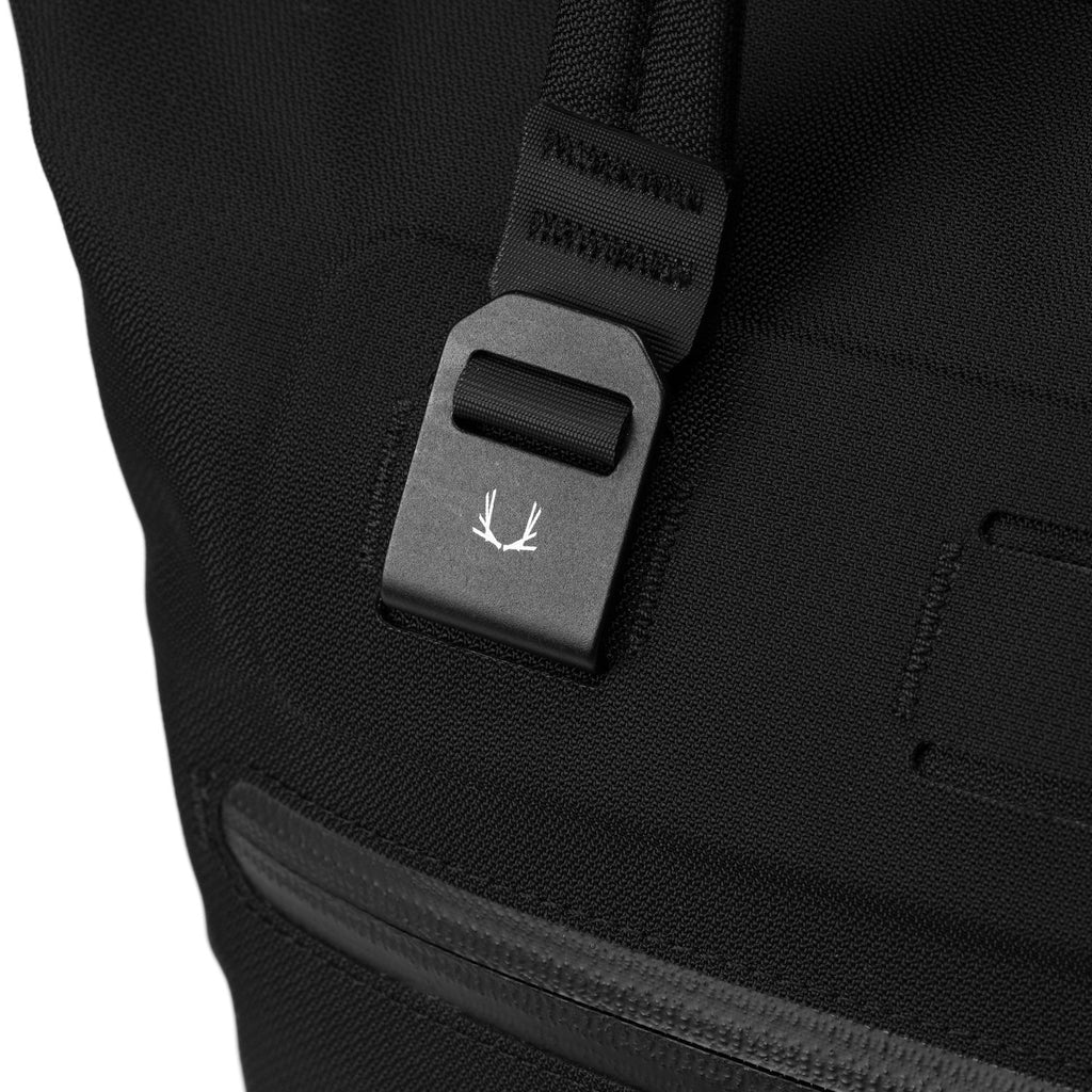 WPT SHLDR TOTE - THE ORIGINAL - EMBERTEX™ PFAS FREE - JET BLACK : 20L - Final Sale 40% Off