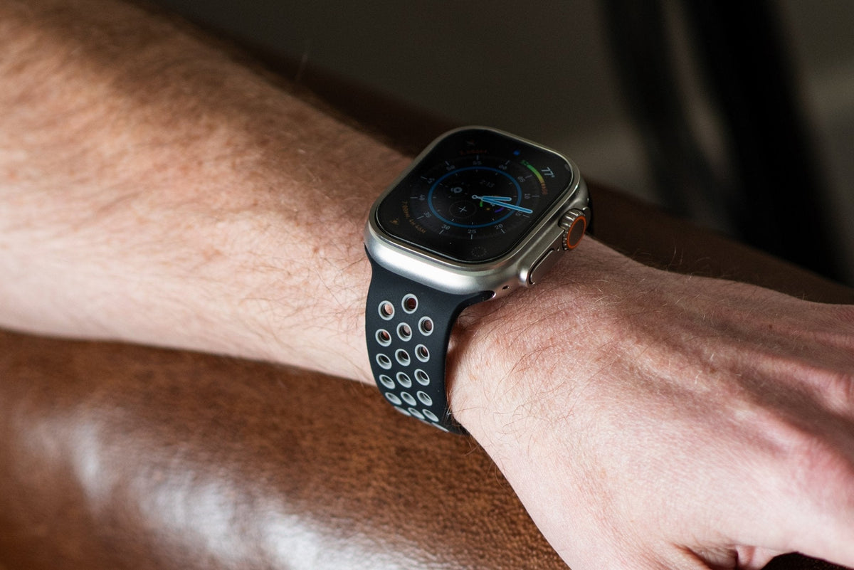 Silicone Sport Band - For Apple Watch - Black-Gray