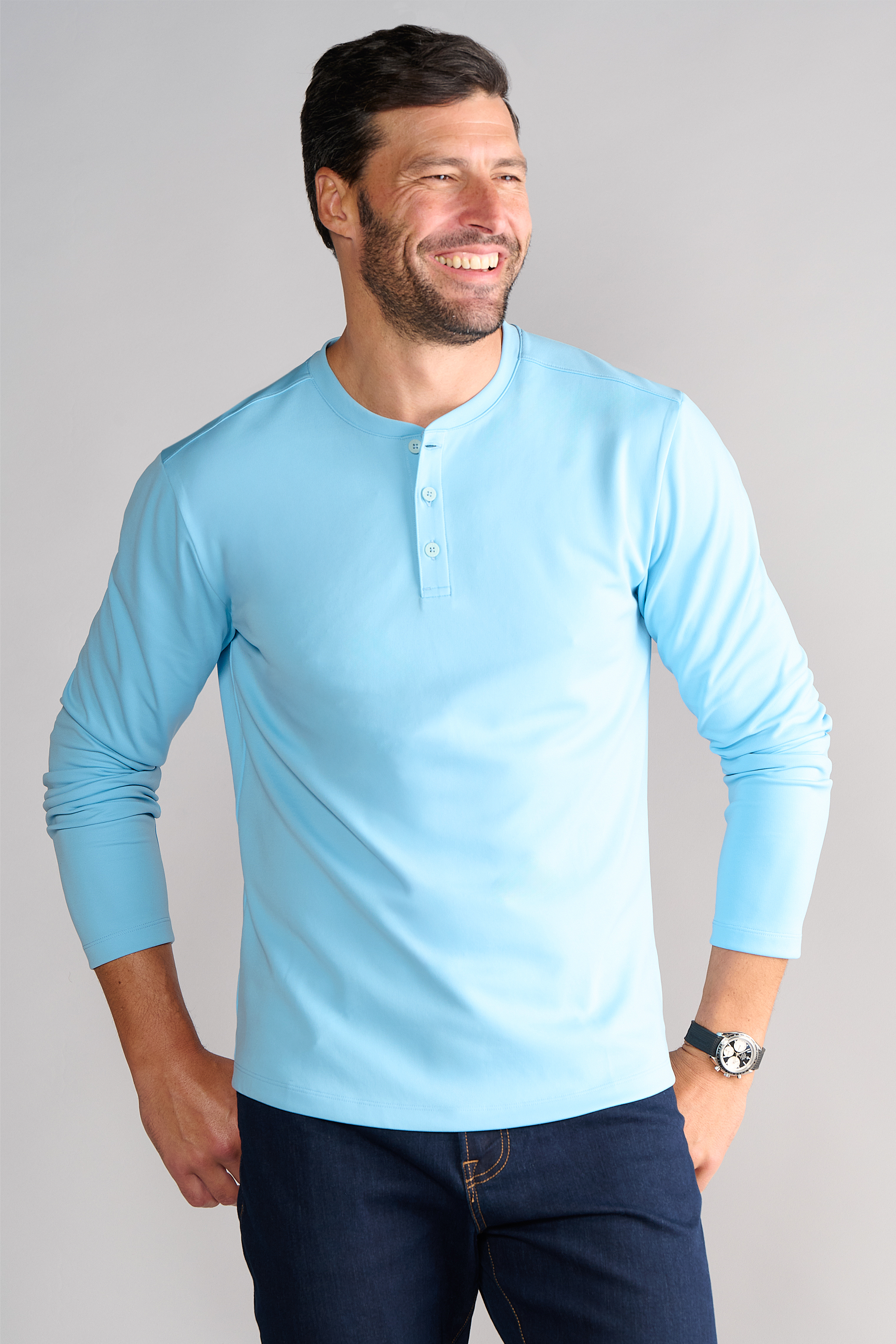 Performance Henley