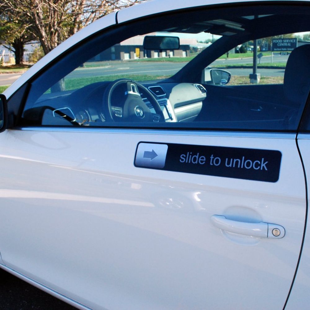 “Slide to Unlock” Magnet – Retro Apple-Inspired Gag for Cars, Fridges & More 🍏🔓