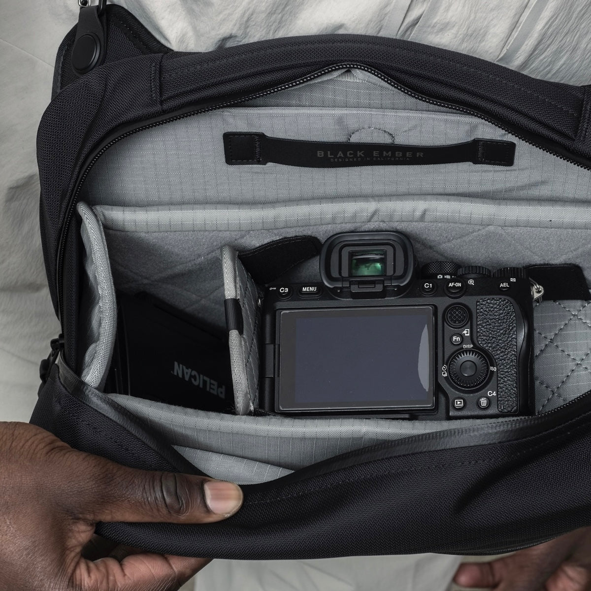 GRIP-SLING 09 CAMERA INSERT - SILVER MATTE - Preorder & Save 10%