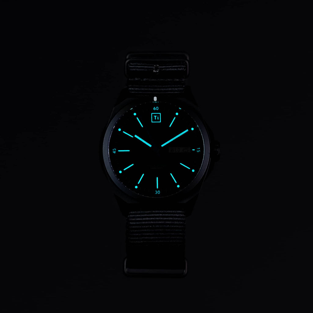 Ti Field Watch / Solar Driven / Black