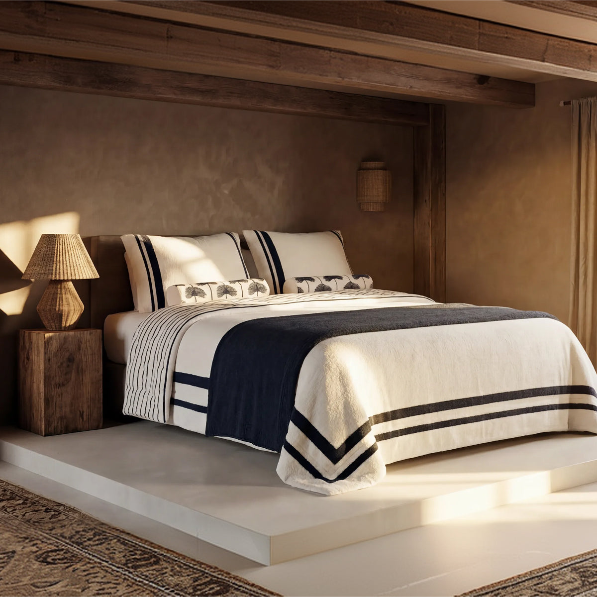 Amarena Snug Striped Comforter