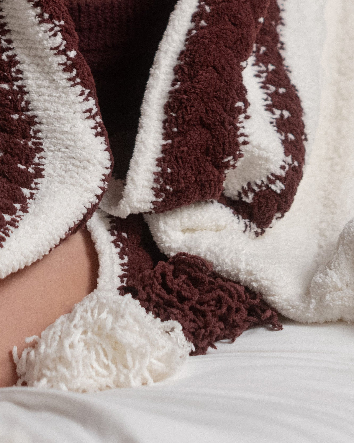 Snug Braided Two-Stripes Throw