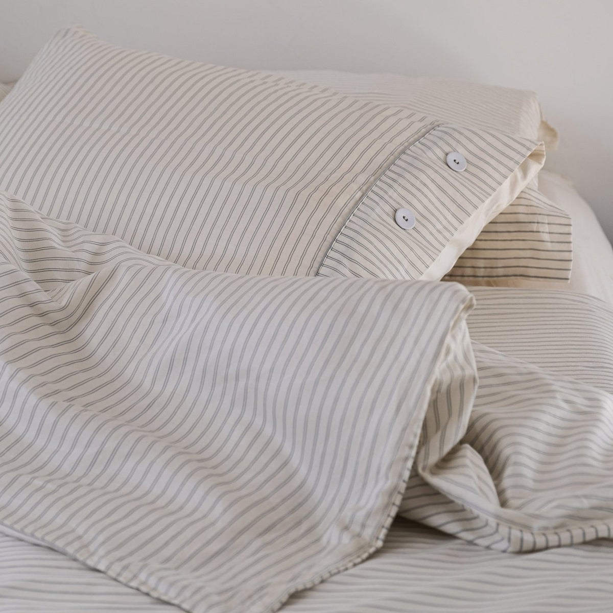 Perla Reversible Cotton Sateen Duvet Cover