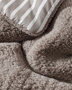 Sabbia Snug Striped Comforter
