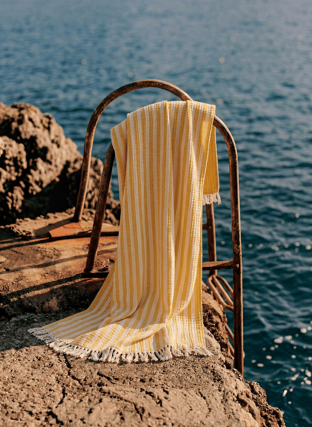 Sole Reversible Lightweight Beach Blanket