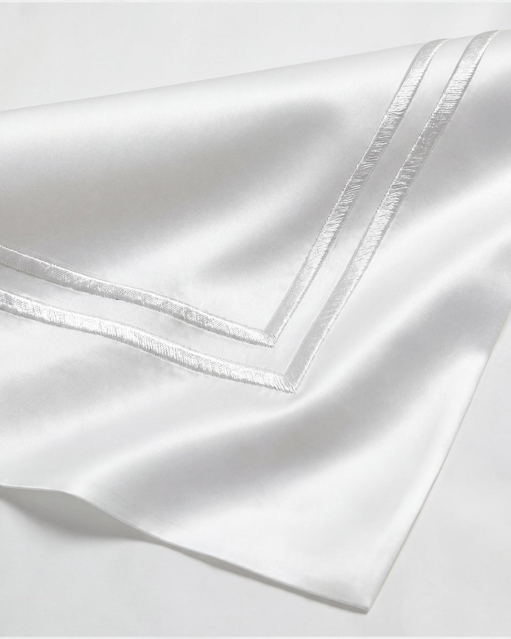Luce Cotton Sateen Embroidered Duvet Cover