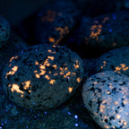 Shining Syenite - UV Glow Rocks