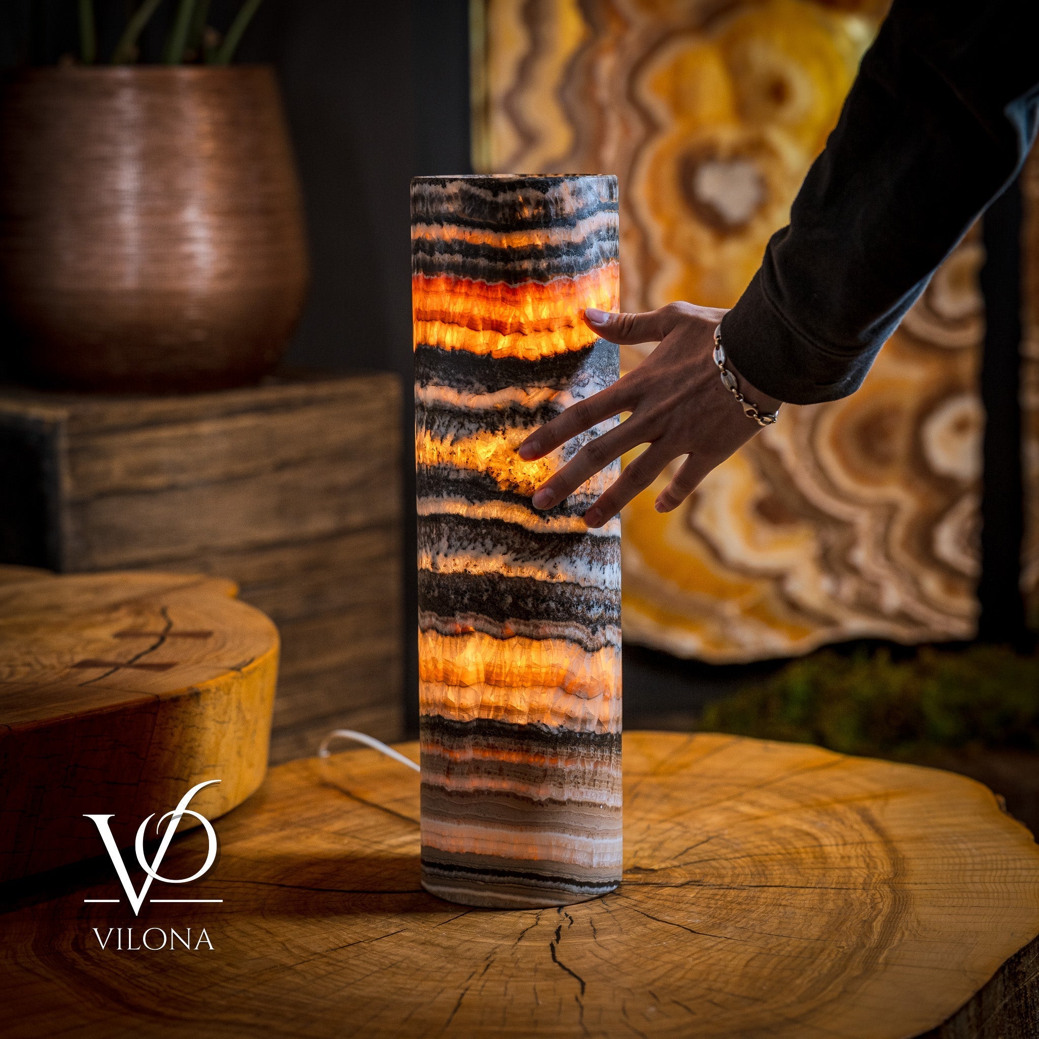 Tangerine Crystal (Onyx Table Lamp #40)