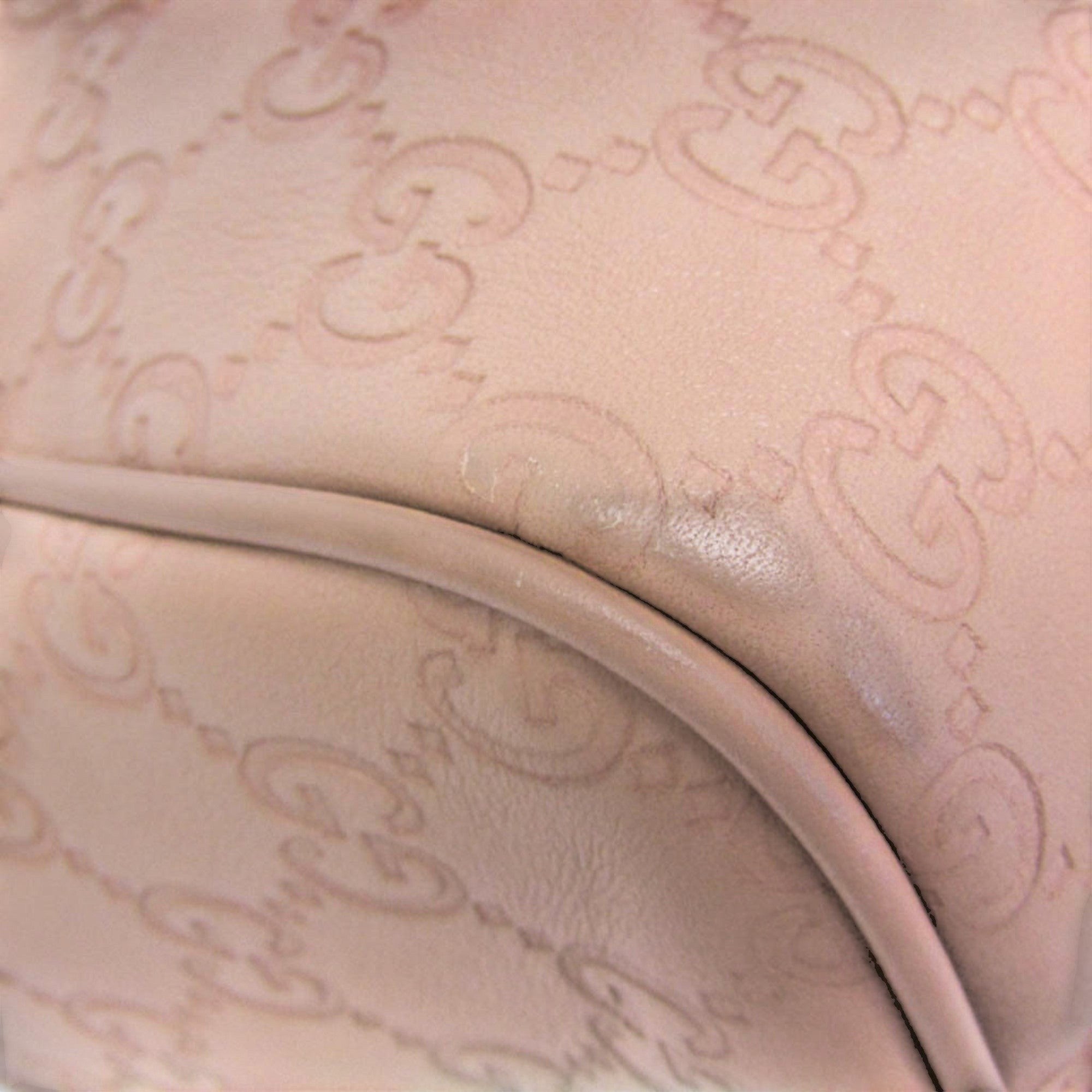 Gucci Guccissima · Boston Bag · Blush Leather