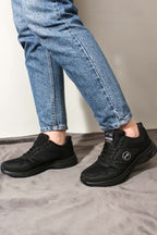 Men's All-Black Athletic Sneakers with Mesh Panels - Wessi