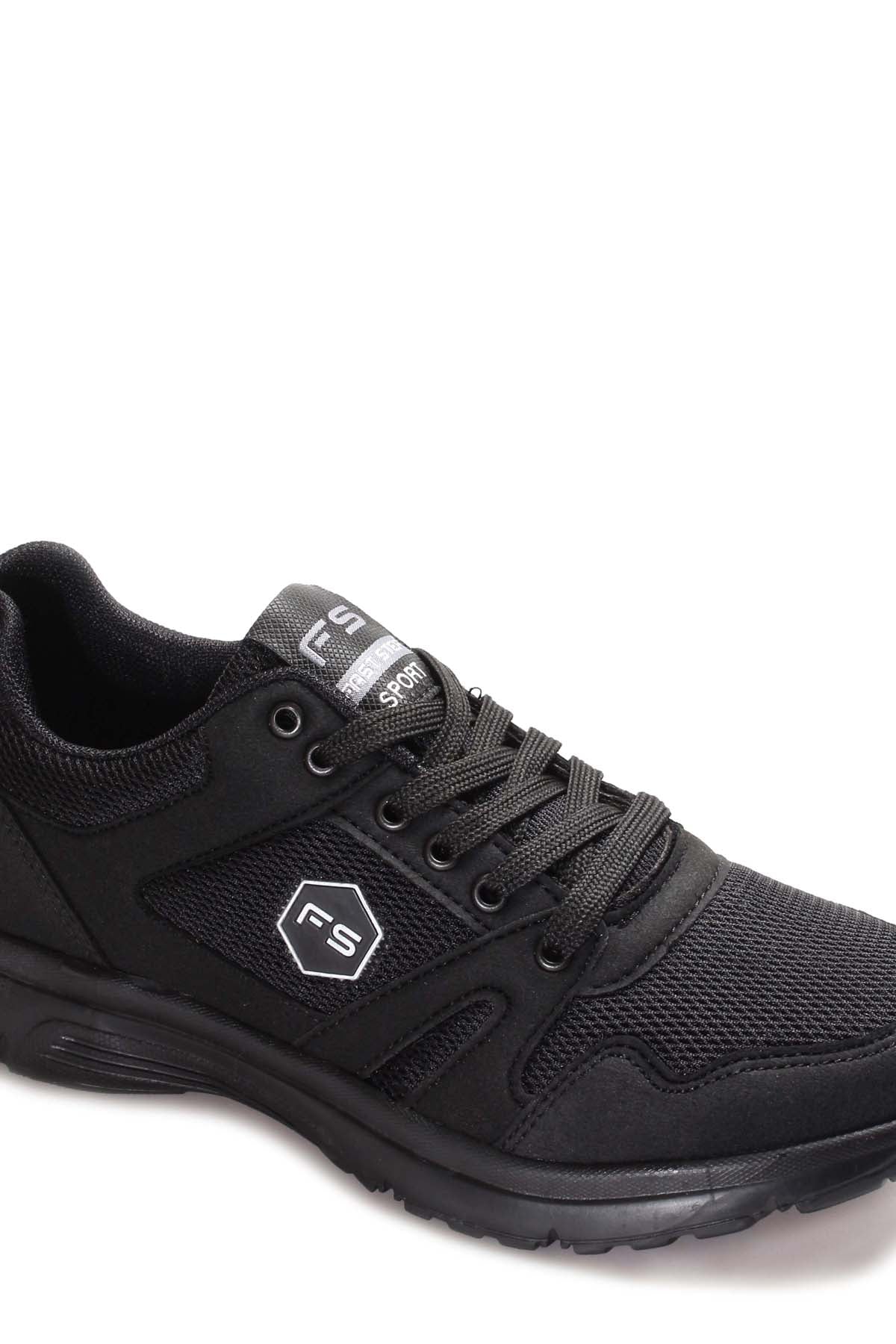 Men's All-Black Athletic Sneakers with Mesh Panels - Wessi