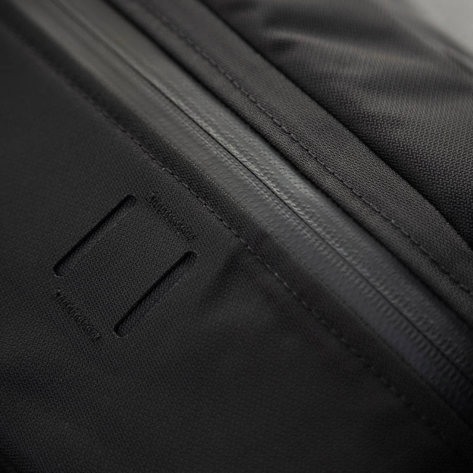 CITADEL_R3 25 EMBERTEX™ PFAS FREE  - JET BLACK : 25L