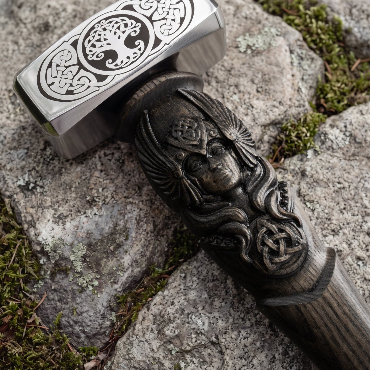 Viking hammer "Brynhildr"