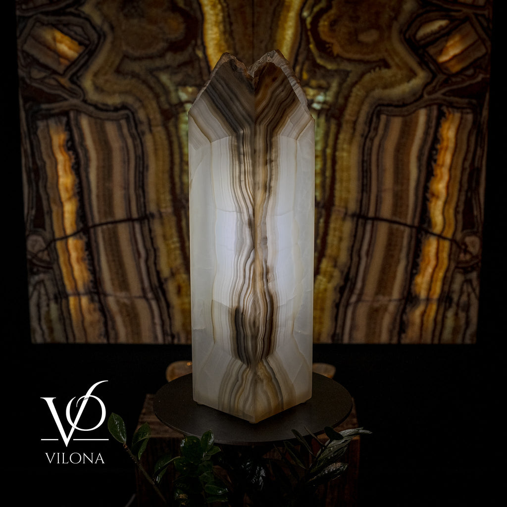 White Ice Onyx Floor Lamp (Live Edge #1)