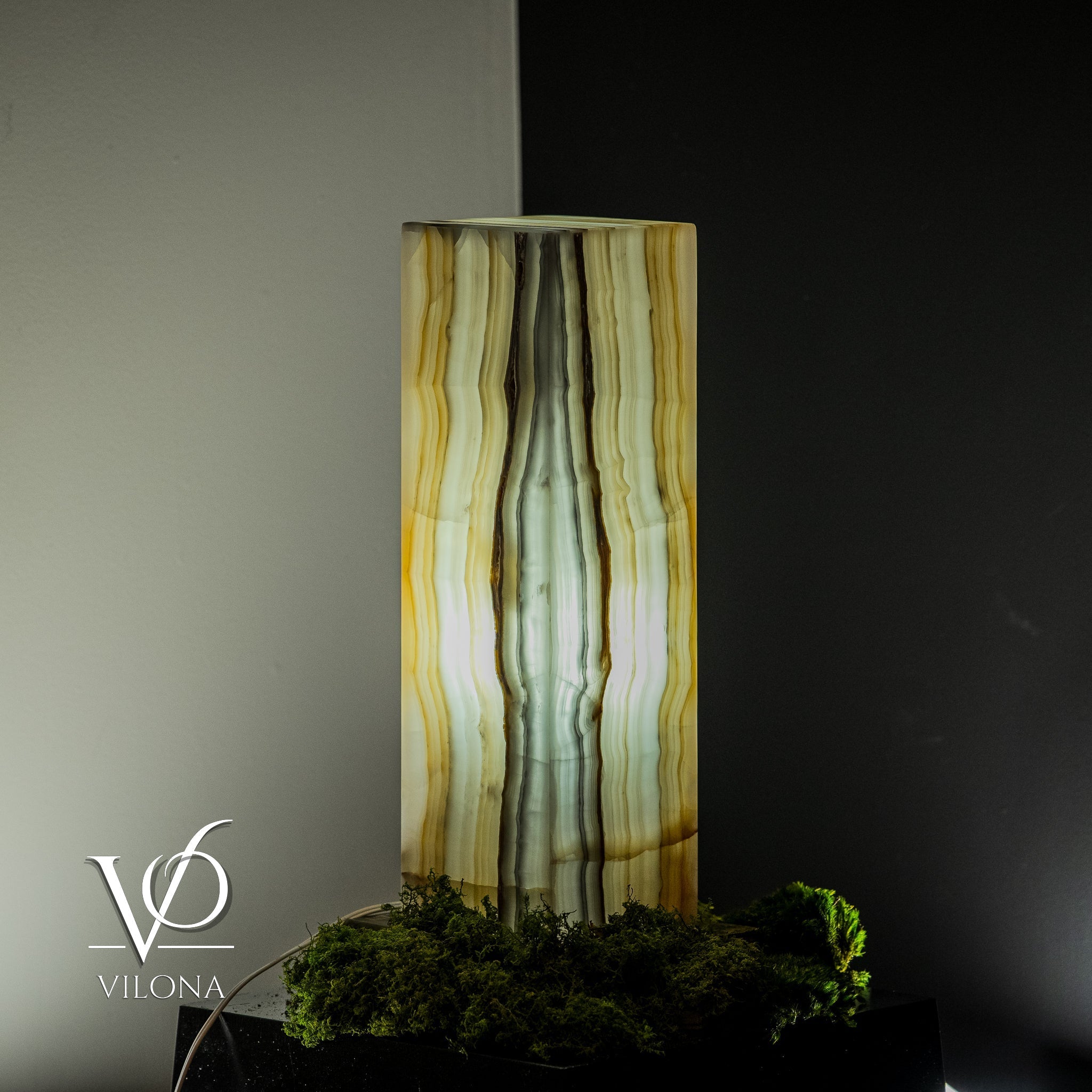 White Ice Onyx Lamp (Exotic Druzy Table Lamp #10)