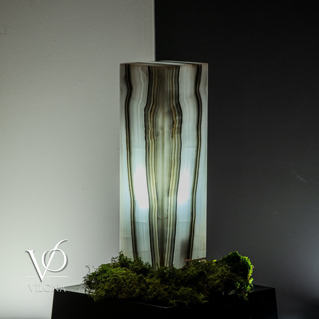 White Ice Onyx Lamp (Exotic Table Lamp #7)