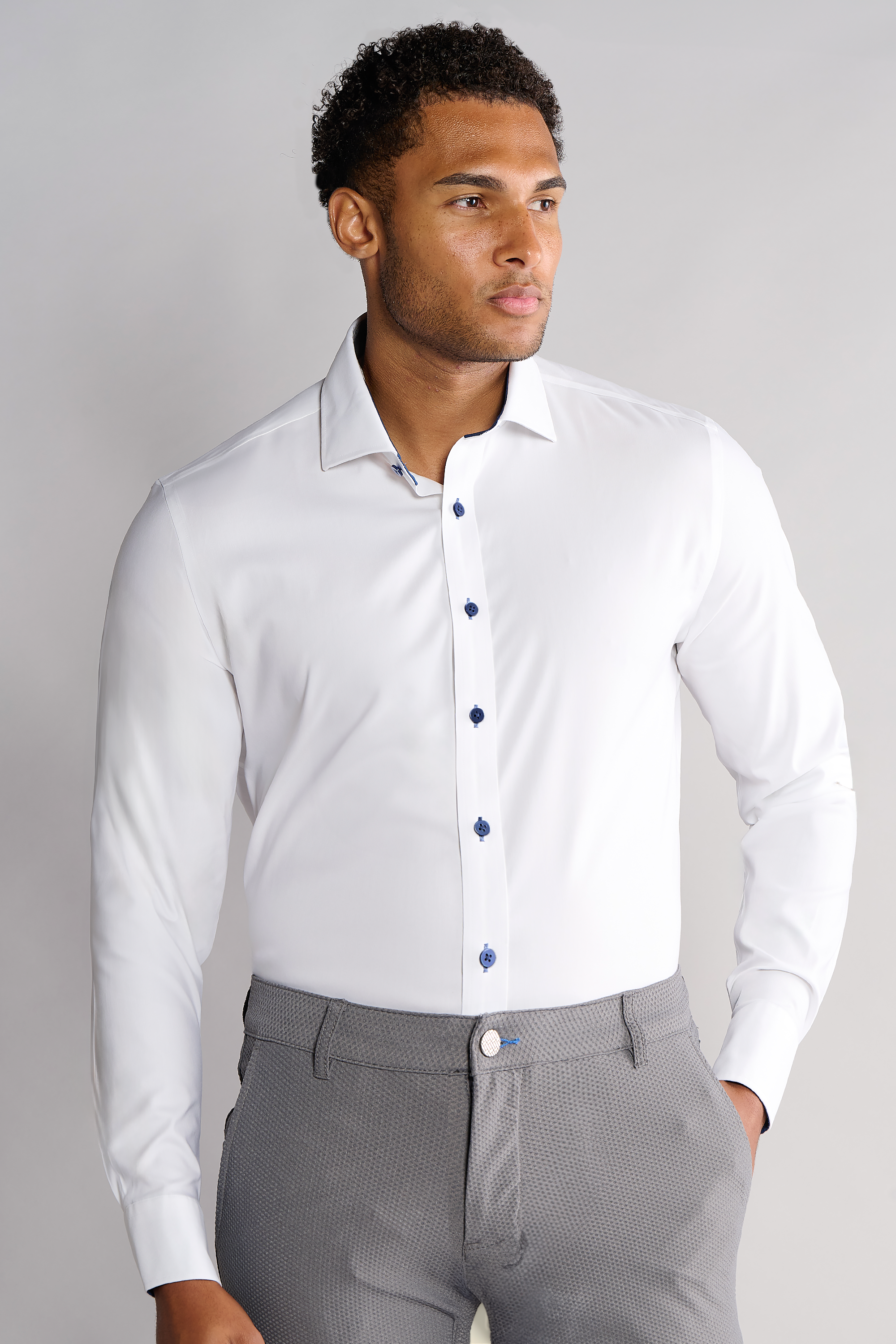 Leader Non-Iron Contrast // Navy